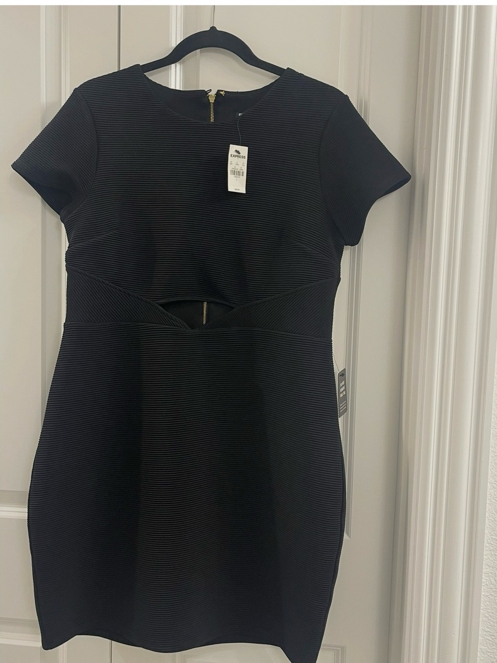 Express Black Short Sleeve Mini Body con Cutout Dress New